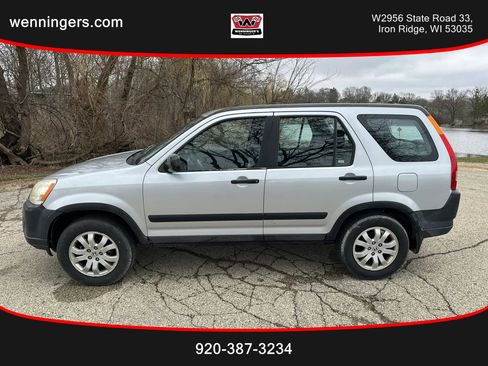 Used 2003 Honda CR-V LX image 1