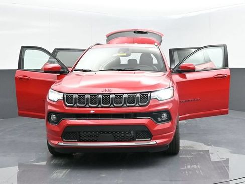 Used 2024 Jeep Compass Limited AWD/4WD image 52