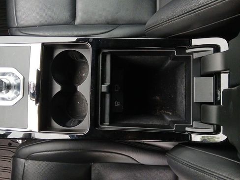 Used 2023 Land Rover Range Rover Evoque R-Dynamic SE image 25