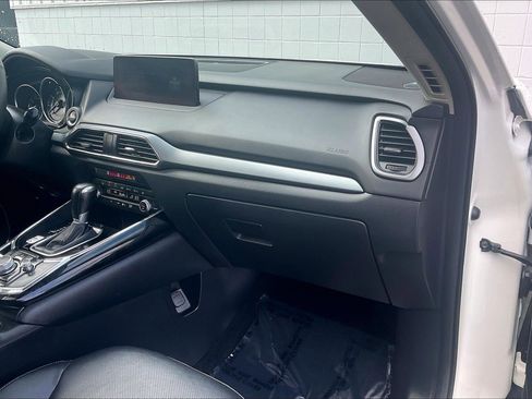 Used 2022 MAZDA CX-9 Touring w/ Touring Premium Package image 21
