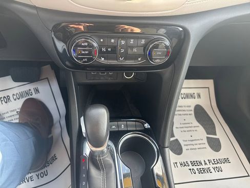 Used 2023 Buick Encore GX Select image 23