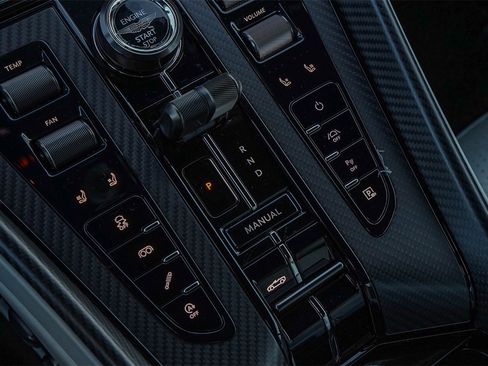 New 2026 Aston Martin DB12 Convertible image 30