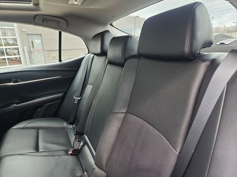 Used 2025 Toyota Camry XLE image 25