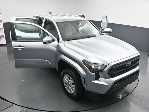 New 2026 Toyota Tacoma SR5 image 36