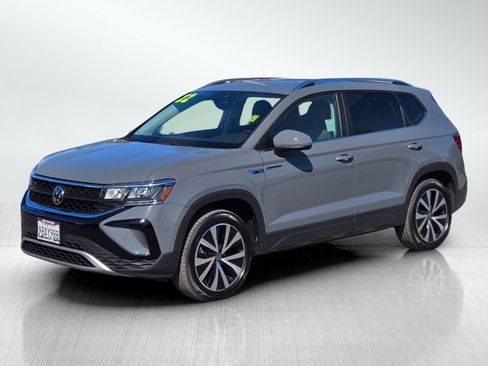 Used 2022 Volkswagen Taos SE AWD/4WD image 8