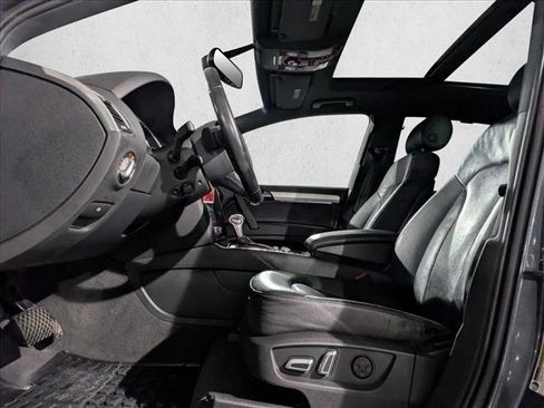 Used 2014 Audi Q7 3.0T S line Prestige w/ Technology Package image 16