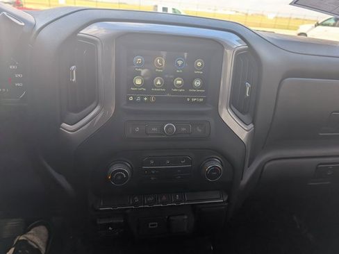 Used 2019 Chevrolet Silverado 1500 Custom Trail Boss w/ Custom Convenience Package image 15