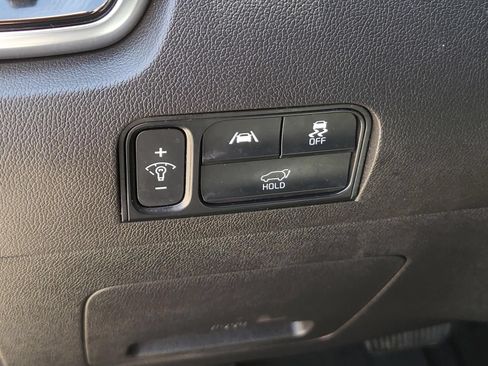 Used 2023 Kia Sorento SX AWD/4WD image 25