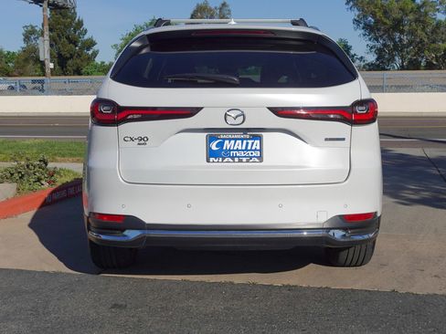 Used 2024 MAZDA CX-90 Plug-In Hybrid w/ Premium Plus image 6