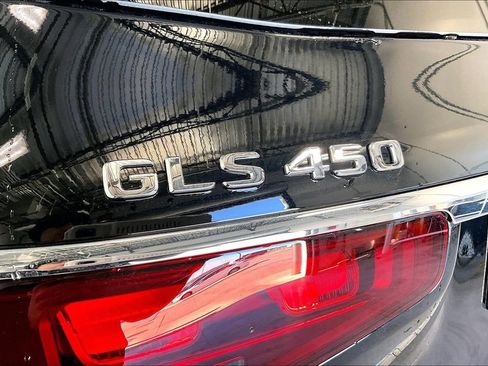 Used 2026 Mercedes-Benz GLS 450 4MATIC image 15