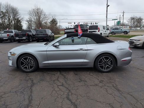 Used 2023 Ford Mustang Premium image 4