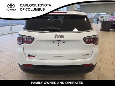 Used 2023 Jeep Compass Latitude AWD/4WD image 7