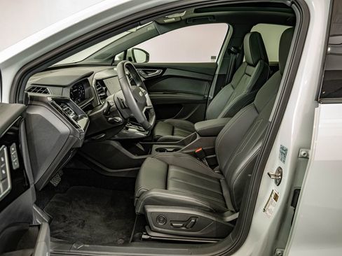 Used 2023 Audi Q4 e-tron Premium w/ Convenience Package image 29