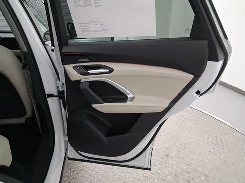 Used 2025 Audi Q5 Premium Plus w/ Premium Plus image 30