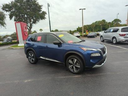 Certified 2022 Nissan Rogue Platinum w/ Head-Up Display Package