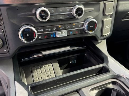 Used 2023 Ford F350 Lariat w/ Tow Technology Package AWD/4WD image 37
