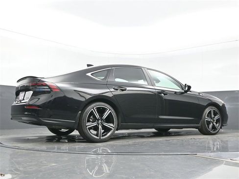 Certified 2024 Honda Accord Sport image 24