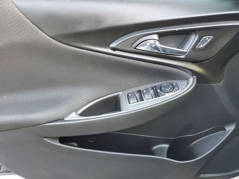Used 2020 Chevrolet Malibu LS image 16