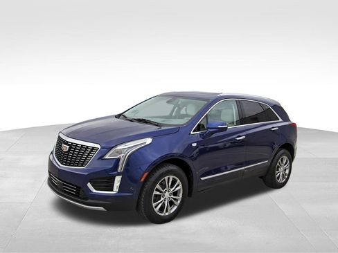 Used 2023 Cadillac XT5 Premium Luxury w/ Technology Package image 2