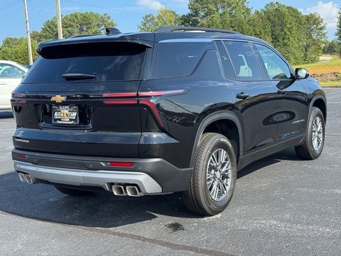 New 2026 Chevrolet Traverse LT image 3