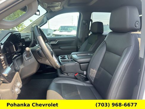 Certified 2026 GMC Sierra 1500 SLT AWD/4WD image 23