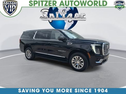 Used 2025 GMC Yukon XL Denali w/ LPO, Floor Liner Package AWD/4WD image 2