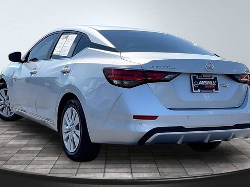 Certified 2023 Nissan Sentra S FWD image 3