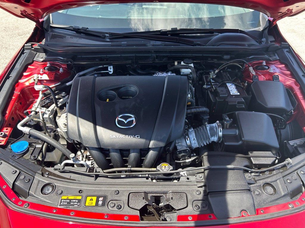 Used 2021 MAZDA MAZDA3 s FWD image 19