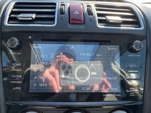 Used 2016 Subaru Forester 2.5i Premium image 18