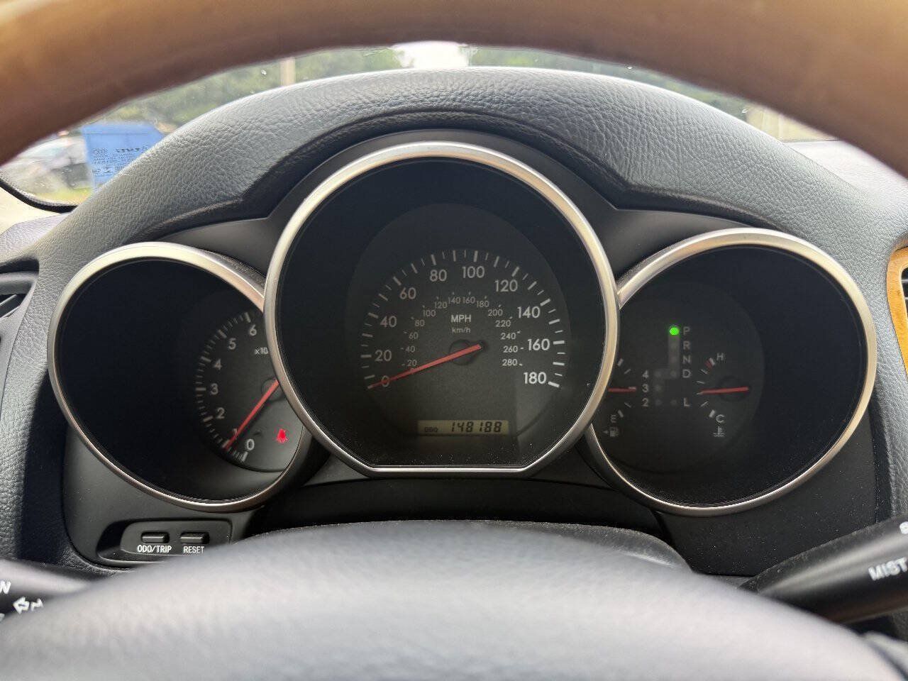 Used 2004 Lexus SC 430 Convertible RWD image 12
