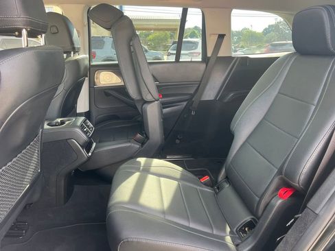 Used 2023 Mercedes-Benz GLS 450 4MATIC image 29