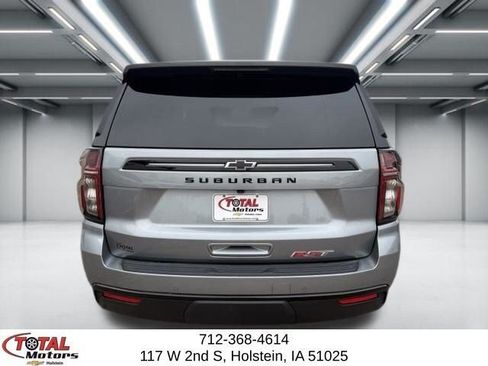 Used 2023 Chevrolet Suburban RST w/ Luxury Package AWD/4WD image 7