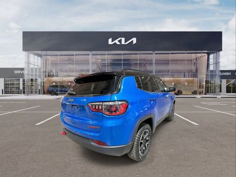 Used 2024 Jeep Compass Trailhawk image 8