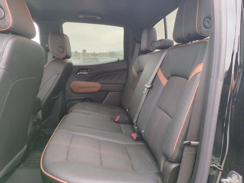 Used 2024 GMC Canyon AT4 AWD/4WD image 16