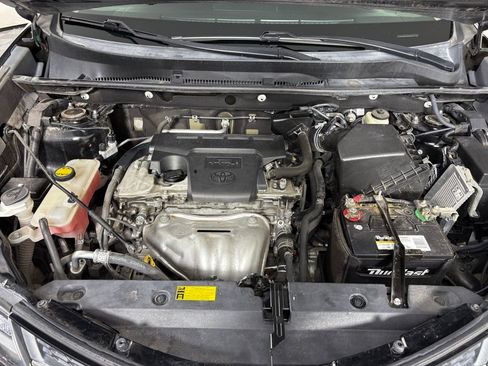 Used 2015 Toyota RAV4 Limited image 9