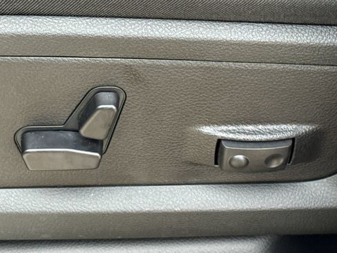 New 2026 RAM 3500 Limited AWD/4WD image 22