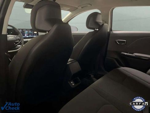 Used 2025 Kia K4 LX image 62
