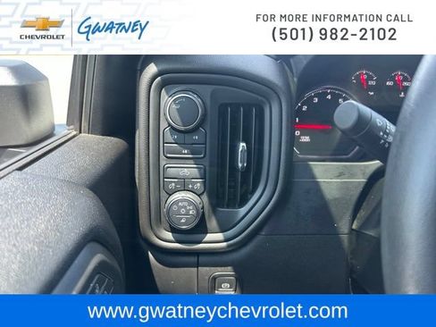 Used 2021 Chevrolet Silverado 2500 Custom w/ Custom Value Package AWD/4WD image 17