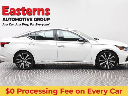 Used 2022 Nissan Altima 2.0 SR FWD image 4