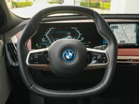 Used 2023 BMW iX M60 w/ Executive Package AWD/4WD image 15