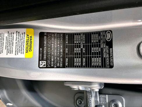 Used 2023 Land Rover Discovery Sport SE AWD/4WD image 36