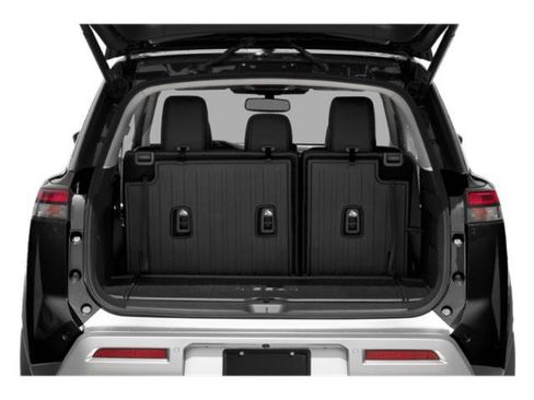 Used 2024 Nissan Pathfinder Platinum w/ Cargo Package AWD/4WD image 6