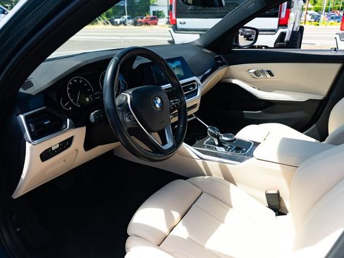 Used 2020 BMW 330i Sedan w/ Convenience Package RWD image 18