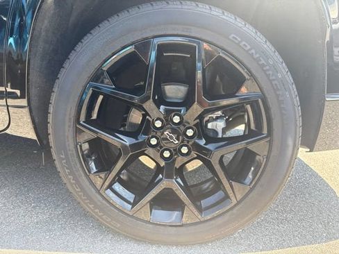 Used 2024 Chevrolet Traverse RS w/ LPO, Floor Liner Package AWD/4WD image 8
