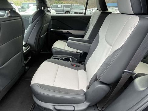 Used 2025 Lexus TX 500h AWD image 12