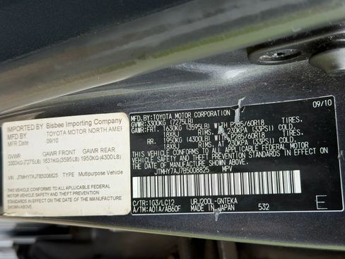 Used 2011 Toyota Land Cruiser w/ Upgrade Pkg AWD/4WD image 43