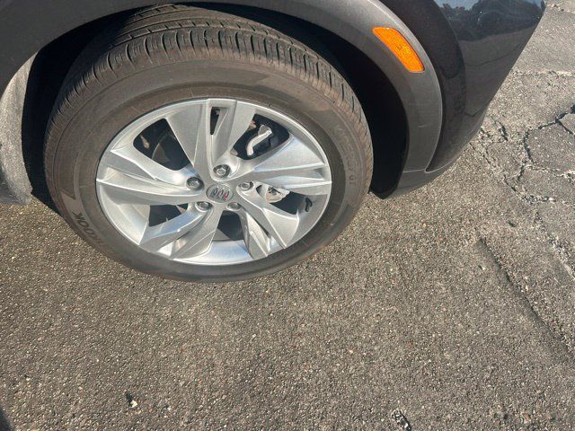 Used 2025 Buick Encore GX Preferred FWD image 18