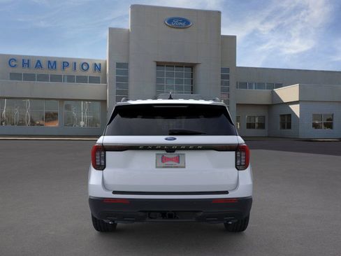 New 2026 Ford Explorer Active image 5