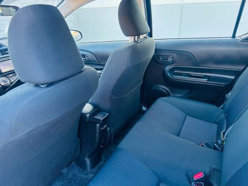 Used 2017 Toyota Prius C Two FWD image 18