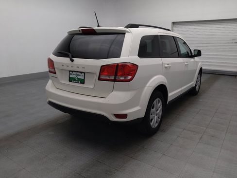 Used 2019 Dodge Journey SE w/ Connectivity Group FWD image 9